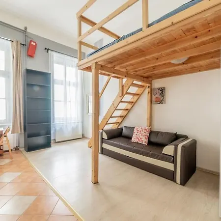 Erkel House I Petite Lägenhet *