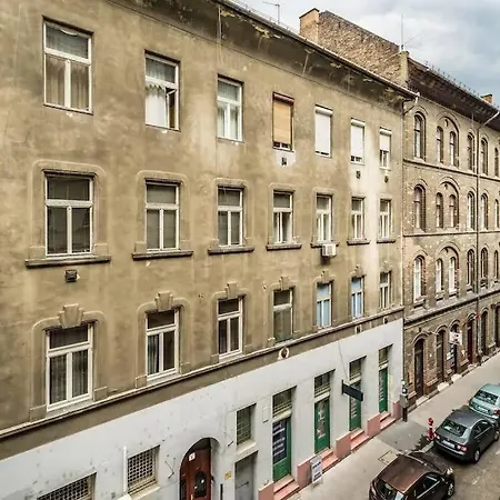 Lägenhet Erkel House I Petite